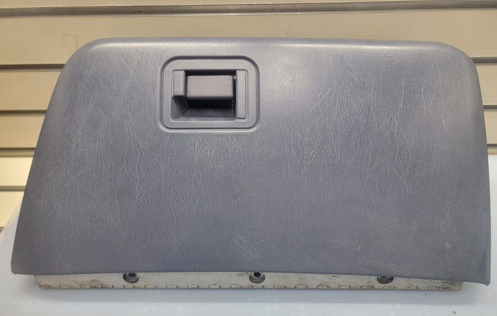 05-07 Ford F250 F350 Super Duty Glove Box Storage Compartment Gray G10