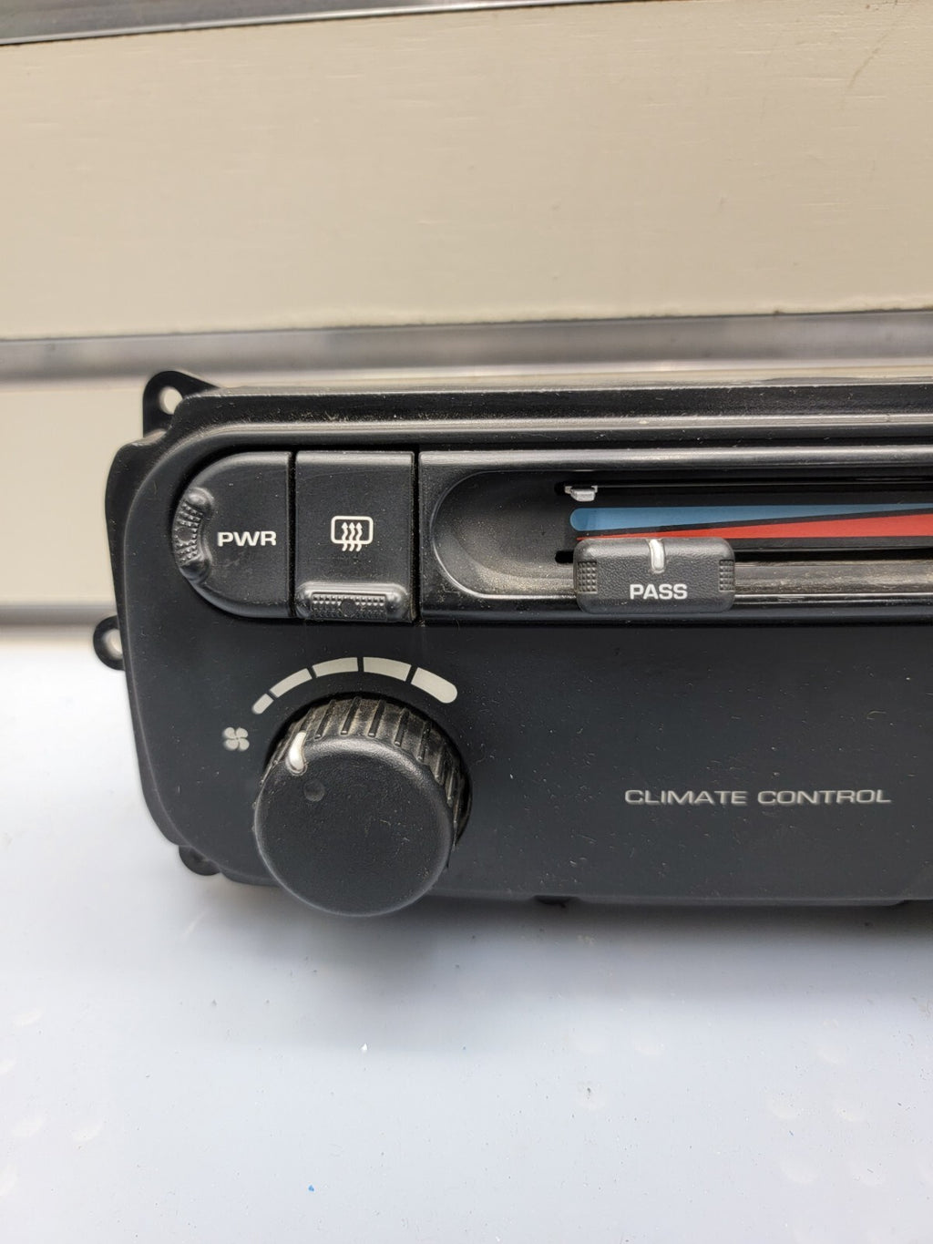 🔥2004-2007 CARAVAN TOWN & COUNTRY CLIMATE CONTROL UNIT