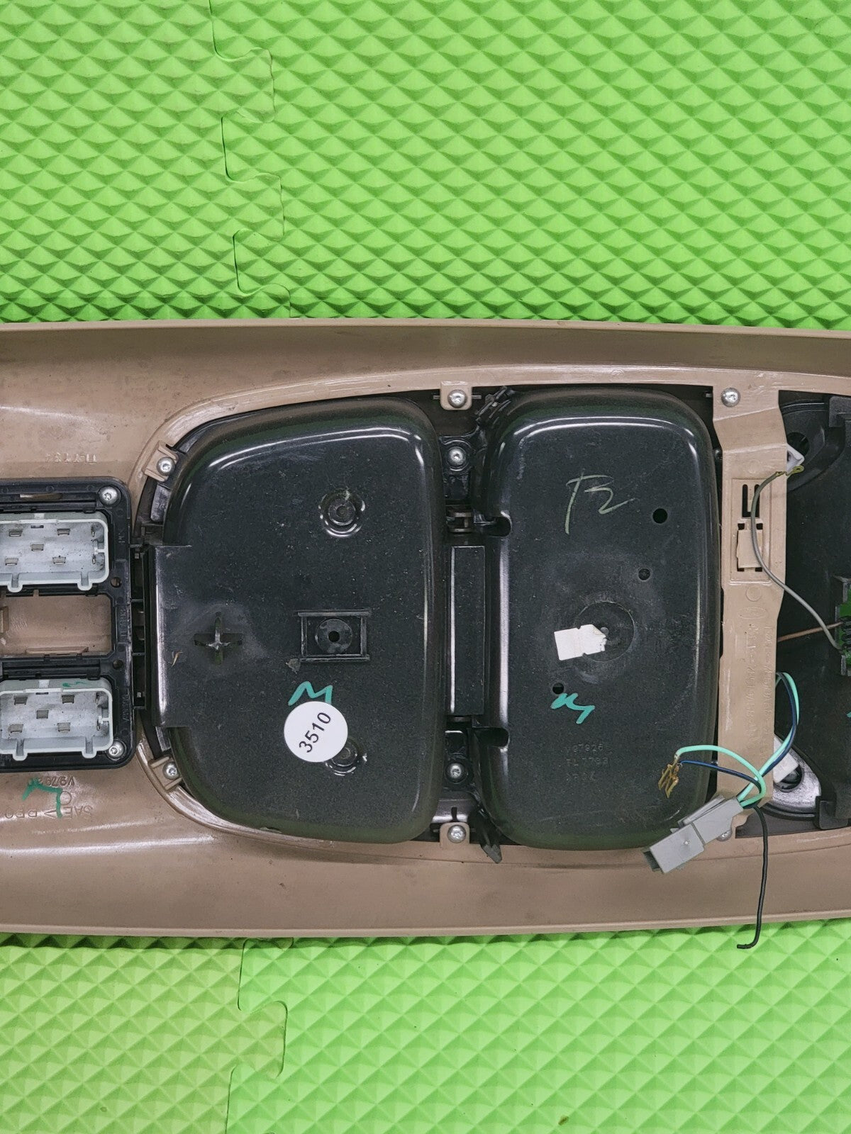 🔥97-02 Ford Expedition Overhead Climate Console Map Light Display OEM TAN