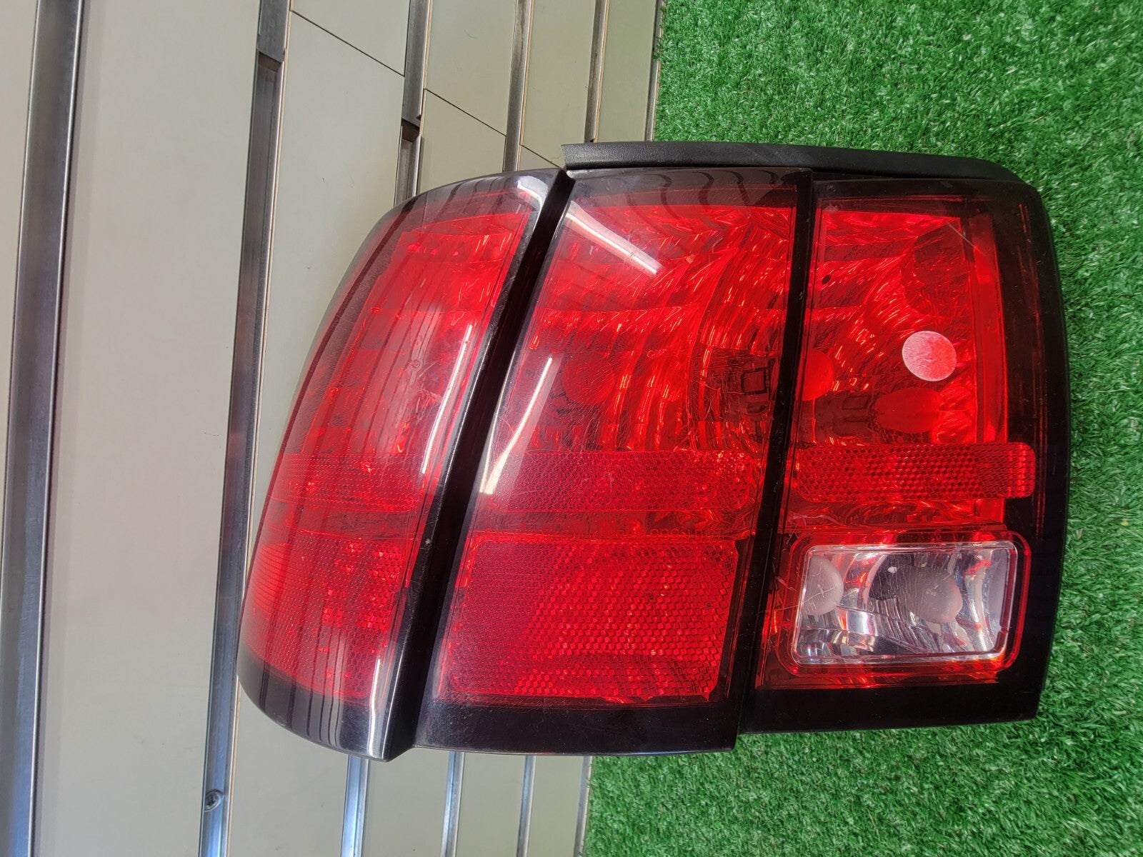 🔥99-04 FORD MUSTANG GT TAIL LIGHT Lamp Left Driver Side Assembly Chrome OEM