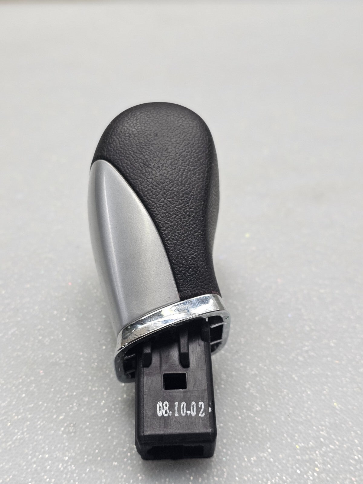 🔥08-12 Chevy Malibu Transmission Shift Gear Shifter Knob Silver/black