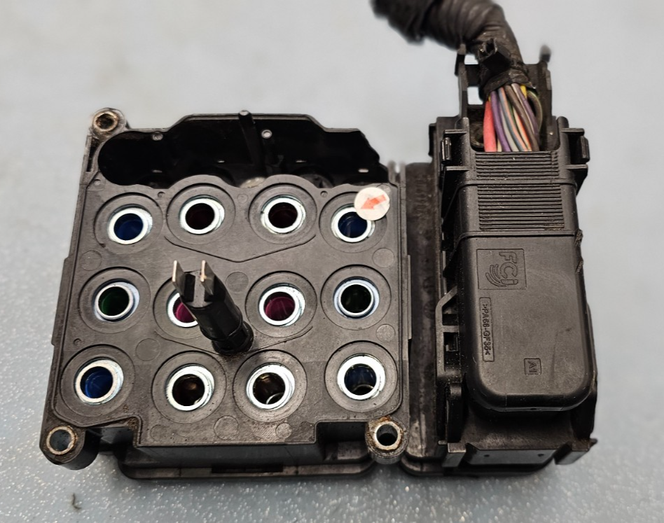 🔥2009 FORD ESCAPE MARINER ABS ANTI LOCK BRAKE PUMP MODULE CONTROLLER ASSEMBLY