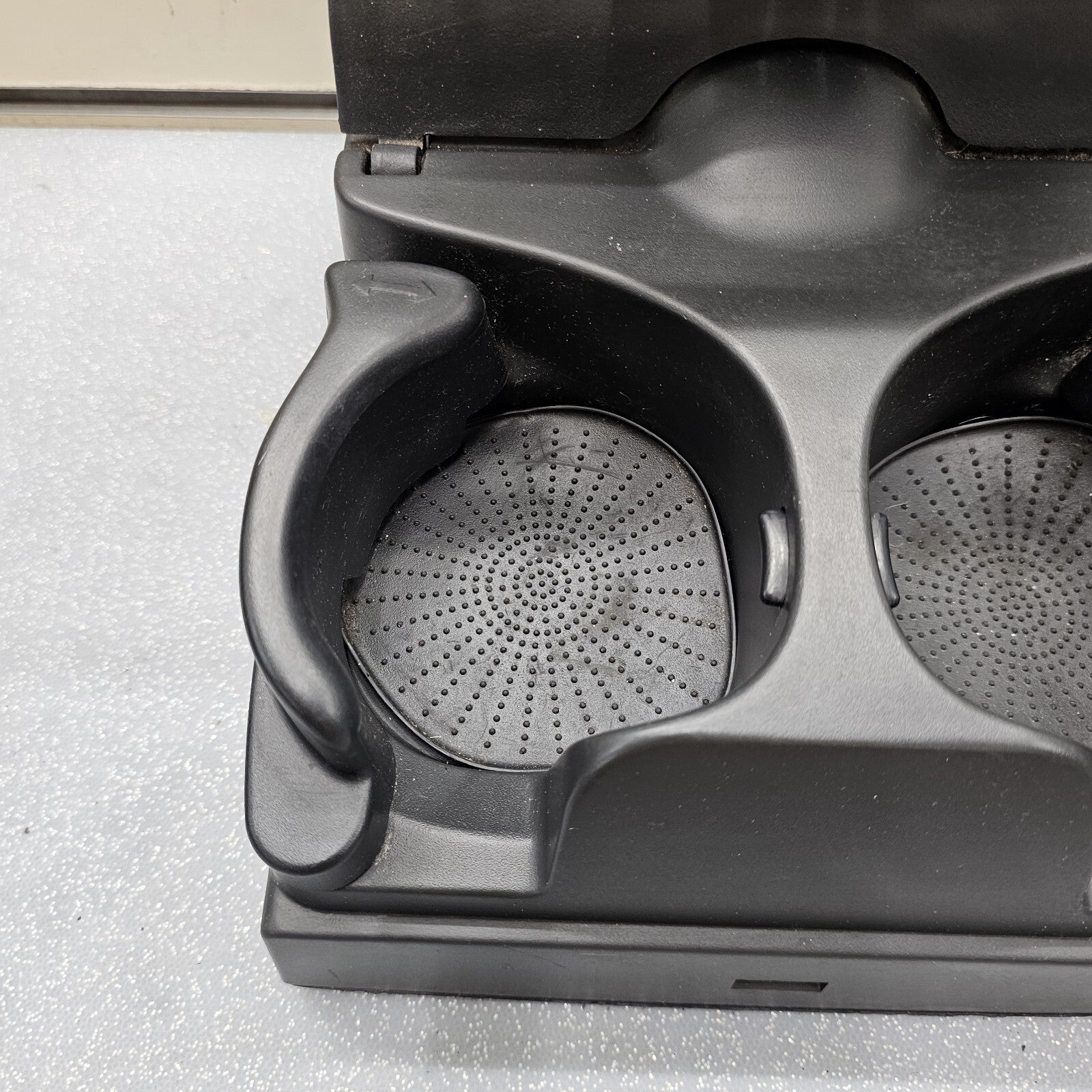 02-05 Dodge RAM Dash 2 CUP Drink HOLDER Center Console Instrument GRAPHITE CH7