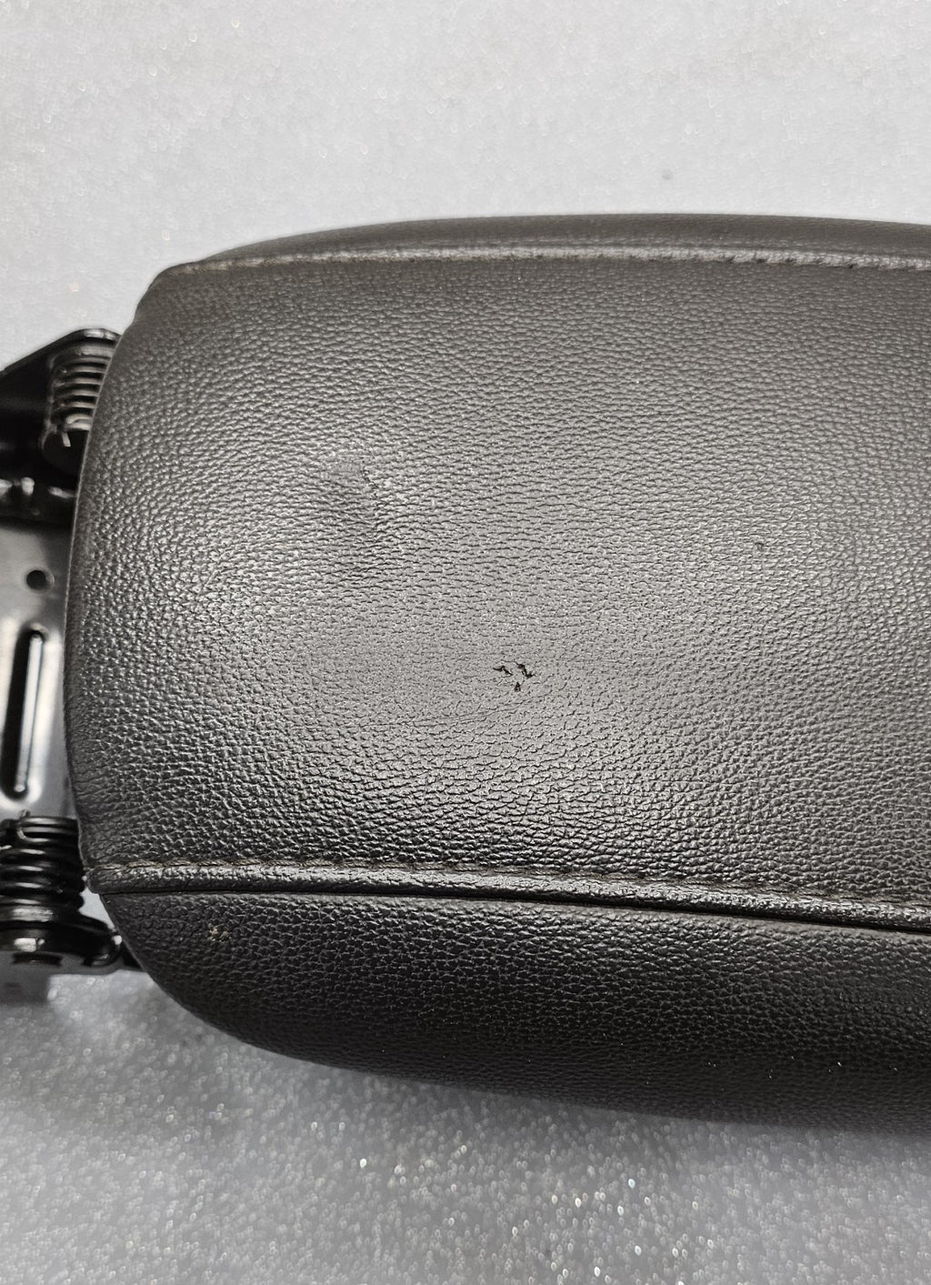 🔥13-16 FORD FUSION CENTER CONSOLE LID ARMREST BLACK LEATHER  OEM