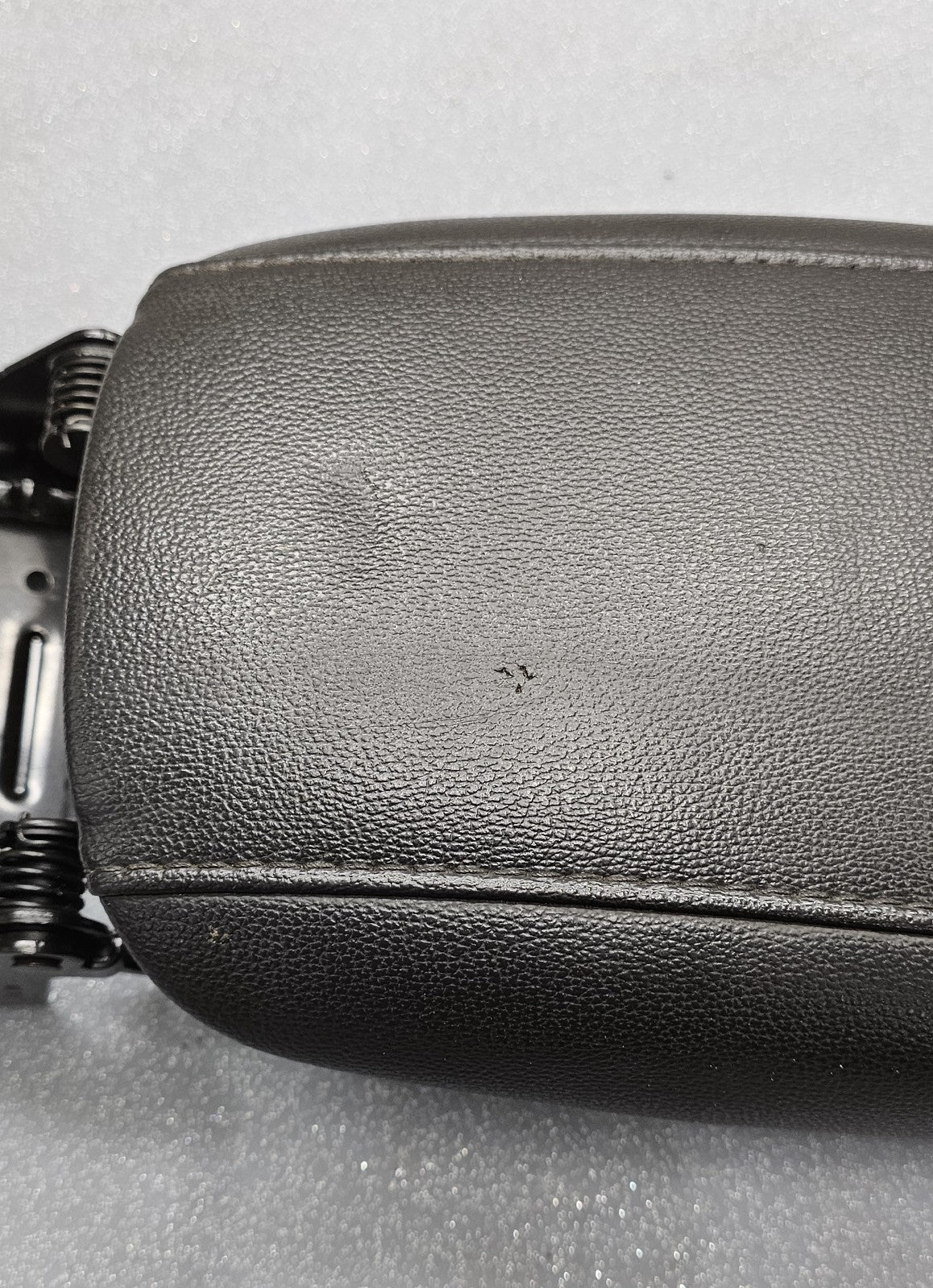 🔥13-16 FORD FUSION CENTER CONSOLE LID ARMREST BLACK LEATHER  OEM