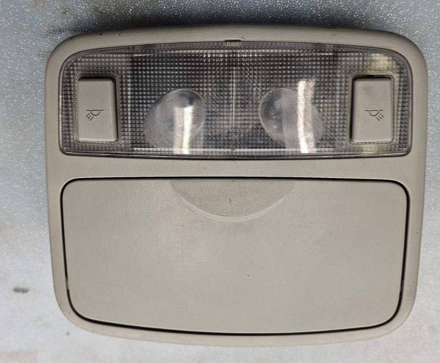 🔥04-09 KIA SPECTRA SEDAN FRONT OVERHEAD CONSOLE DOME MAP LIGHT LAMP TAN