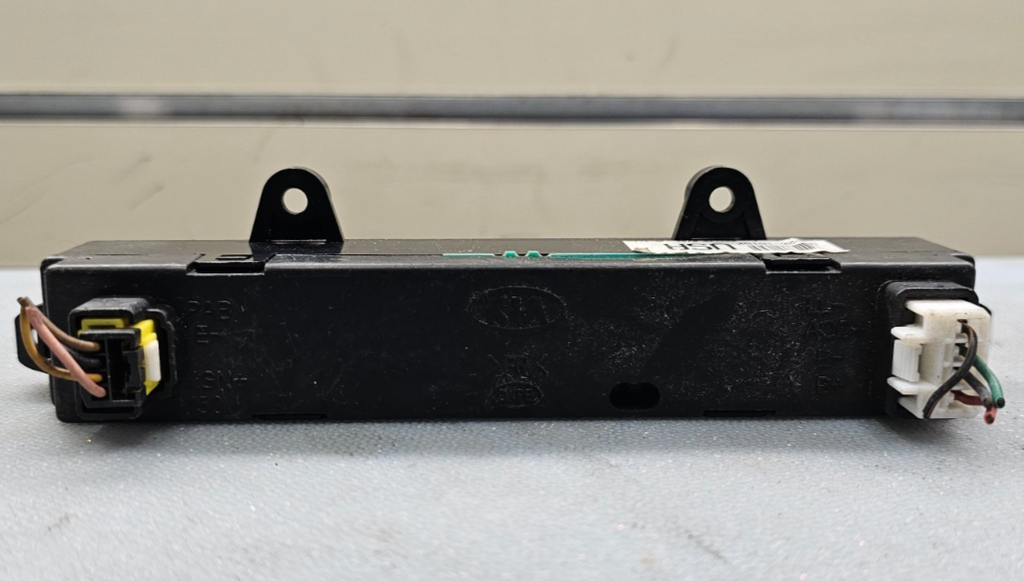 🔥05-11 Kia Rio Dash Clock Analog Digital Display Screen Assembly Black OEM