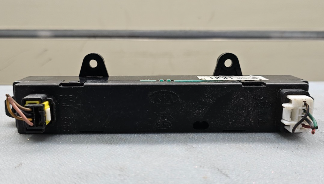🔥05-11 Kia Rio Dash Clock Analog Digital Display Screen Assembly Black OEM
