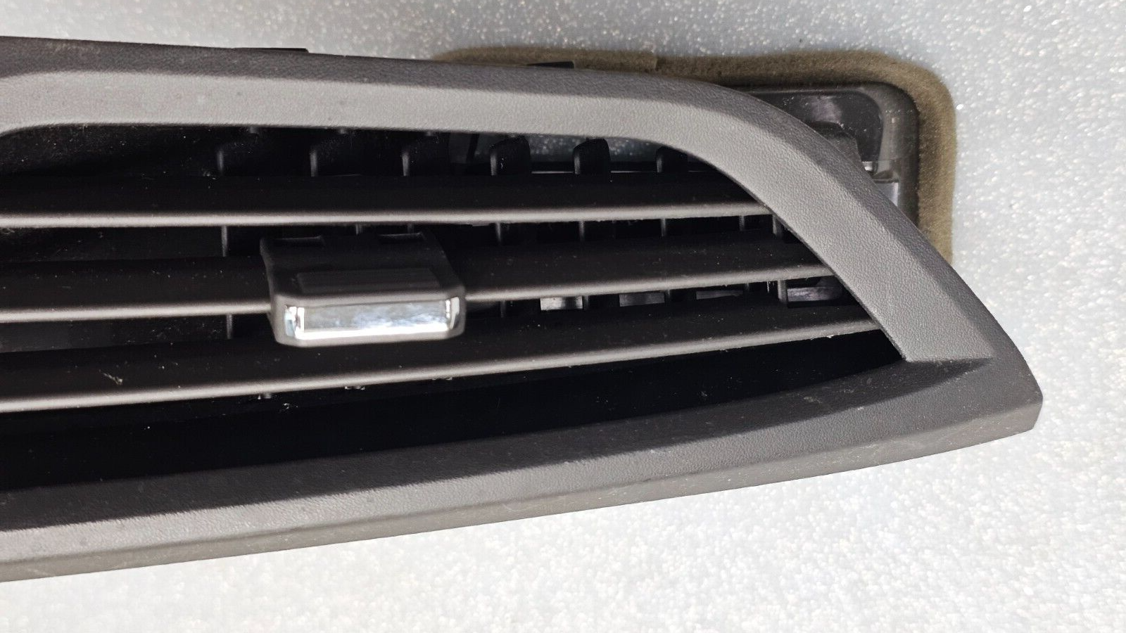 🔥10-17 CHEVROLET EQUINOX Dash  Left Driver AIR VENT Heater Conditioning Black