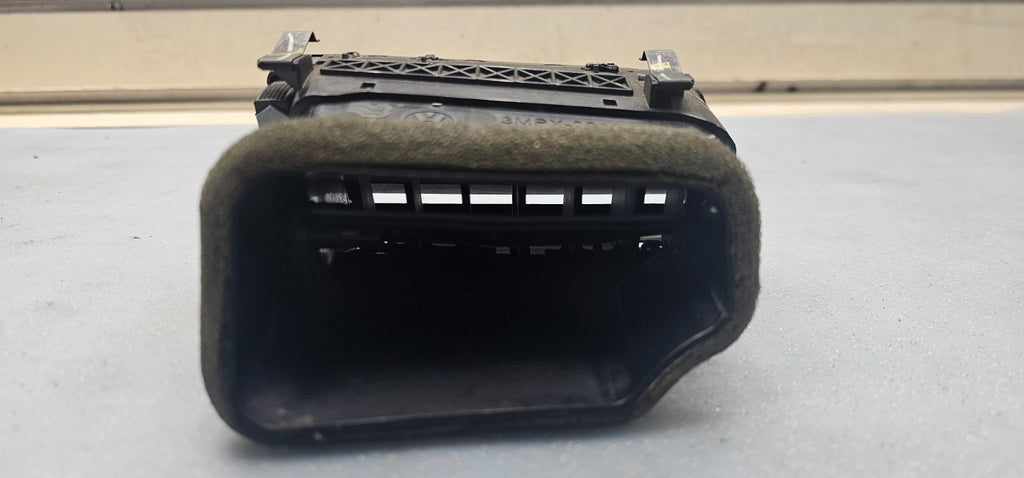 🔥11-18 VW Jetta Left Driver Center Dash AC A/C HVAC Air Vent Heater Panel Black