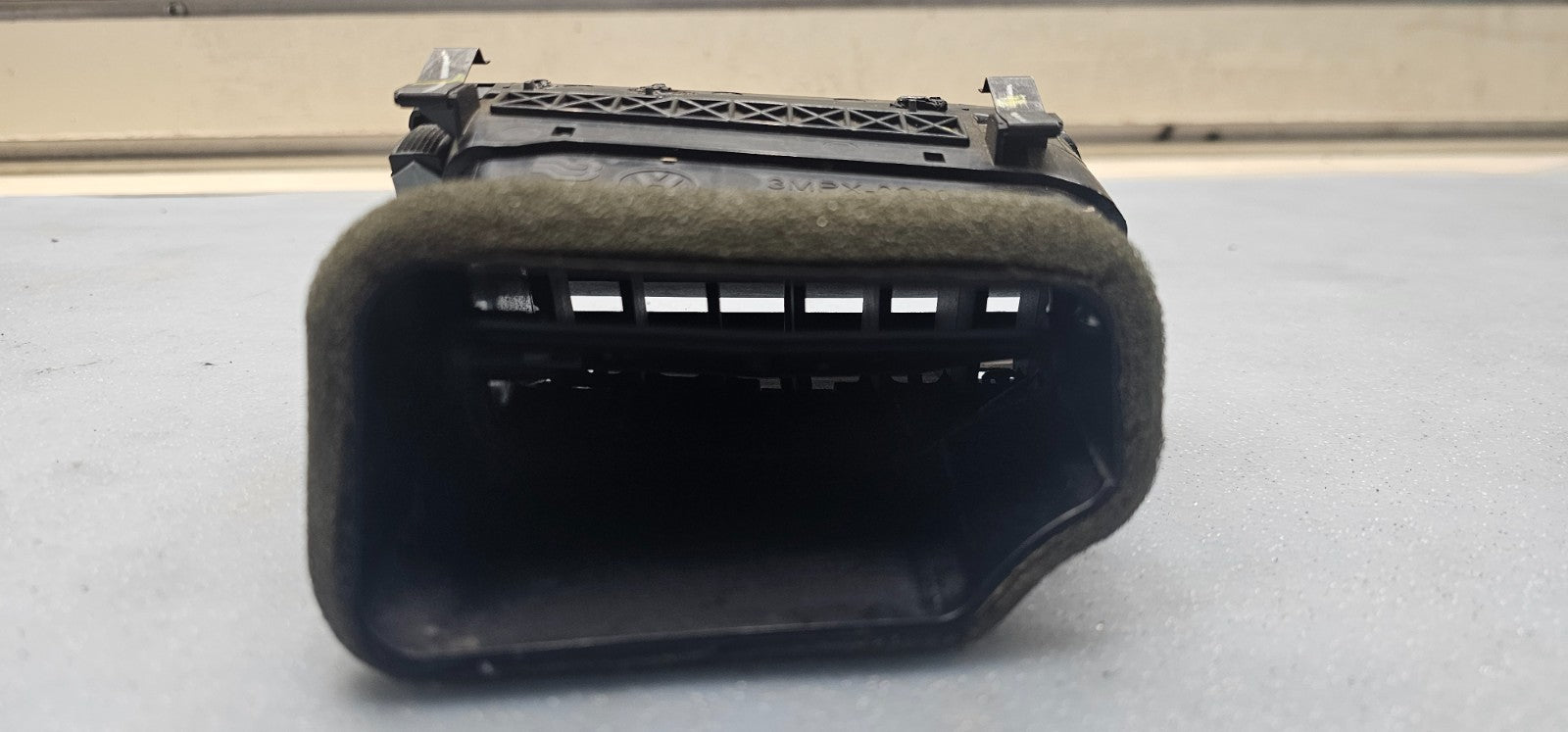 🔥11-18 VW Jetta Left Driver Center Dash AC A/C HVAC Air Vent Heater Panel Black