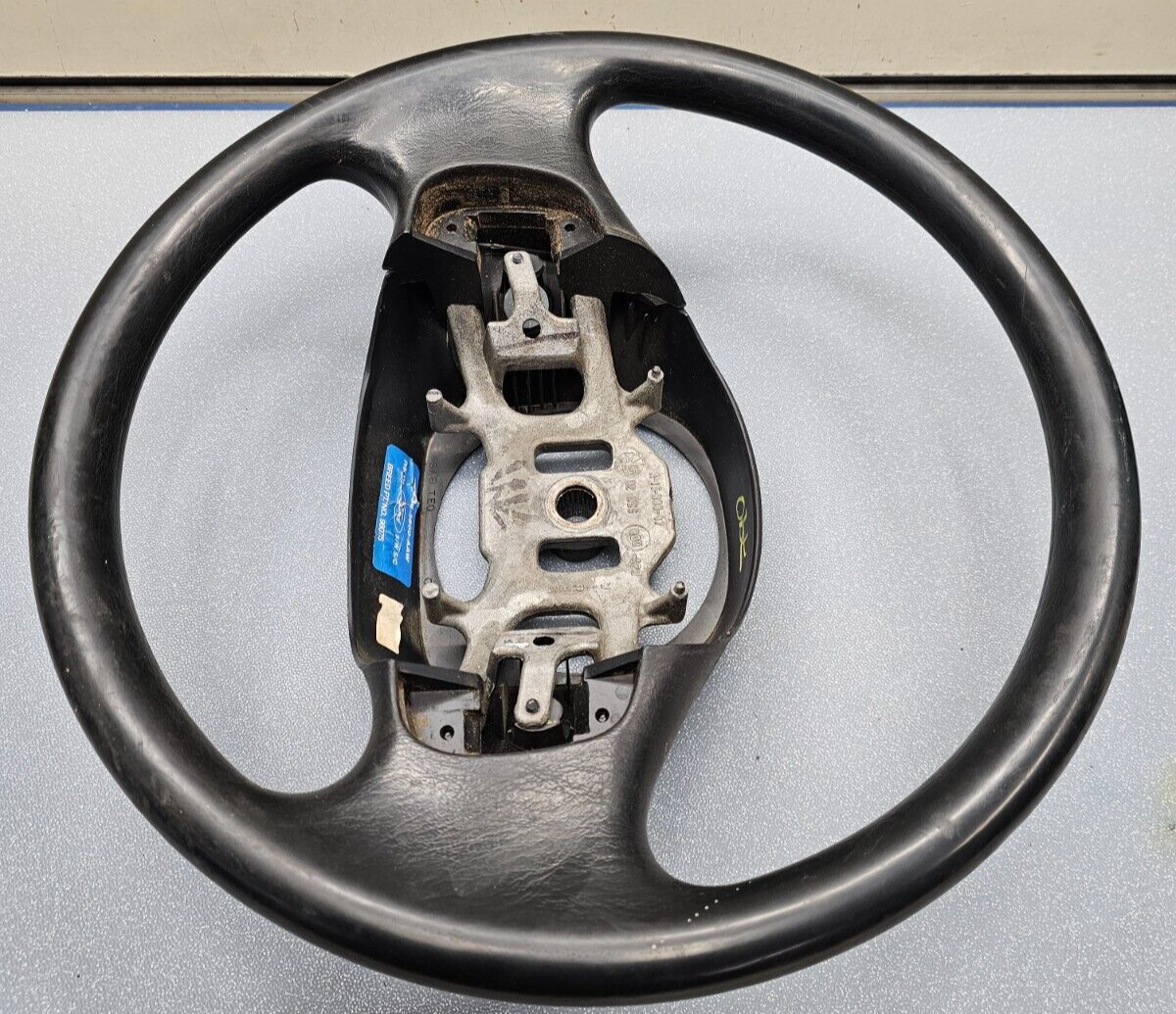 99-07 FORD F250 F350 SUPER DUTY Left Driver Steering Wheel Leather Column Black