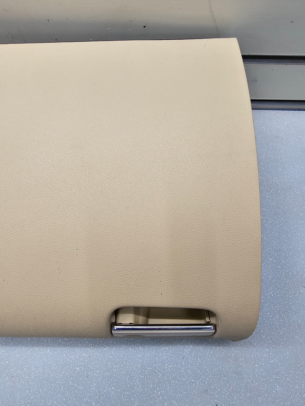🔥2006 - 2012 MERCEDES GL450 GL 550 X164 DASH GLOVE BOX COMPARTMENT TAN OEM