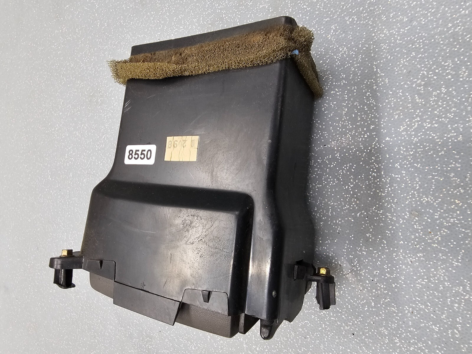 97-03 Ford F150 Expedition Center Dash Left Driver AC Air Vent Filter Heater Tan