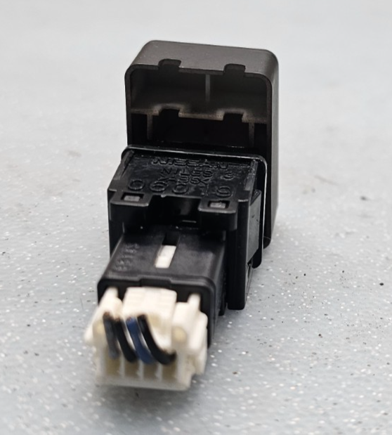🔥07-21 VERSA NV 200 Hazard Light Emergency Flasher Switch Hatchback BLACK