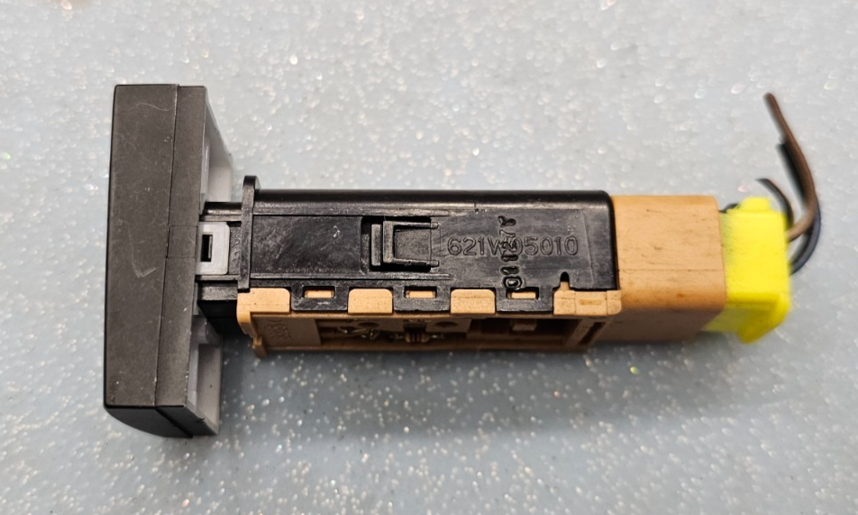 🔥09-12 HYUNDAI SANTA FE Rear Window Heating Heated Switch Button Assembly OEM