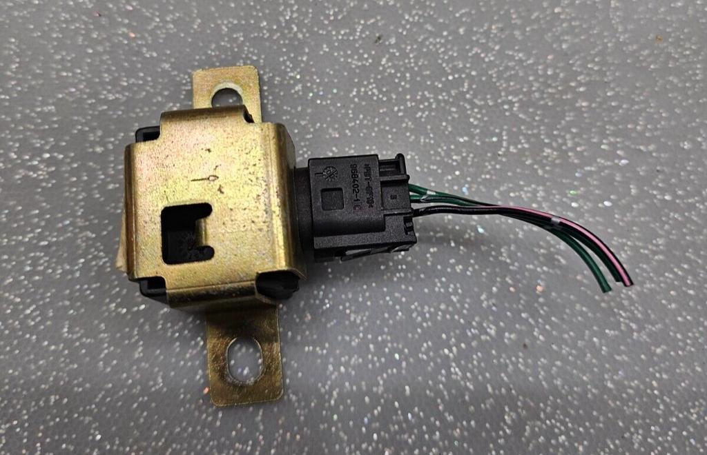 🔥2000-2004 Nissan Frontier Xterra ABS Deceleration Stability G ABS Sensor