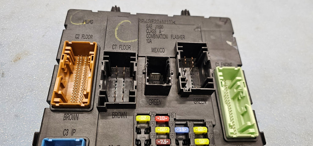 🔥2014 Ford Focus Fuse Box Body Control Module Integrated Power Junction Panel