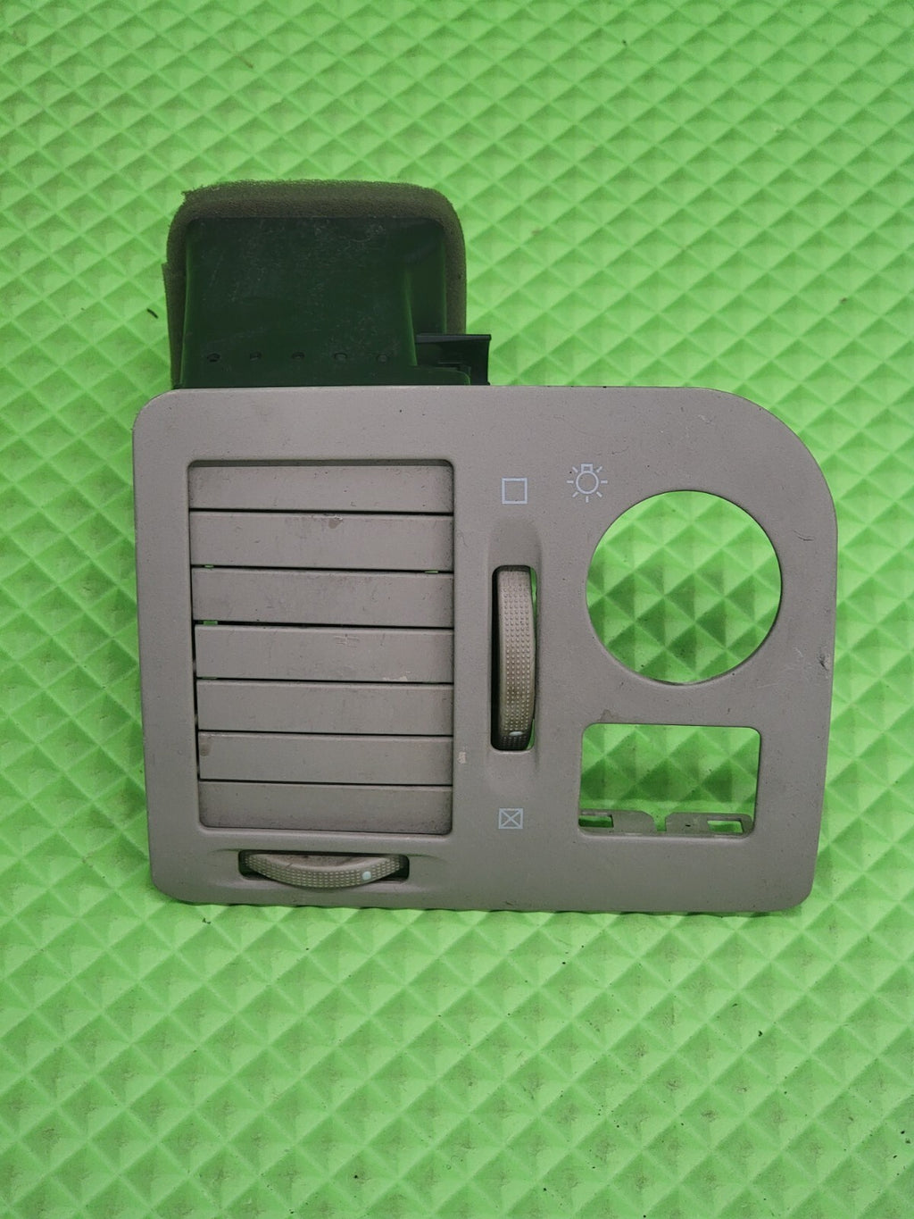 06-11 Cadillac DTS Headlight Head Light Control Switch Unit with vent TAN HS18