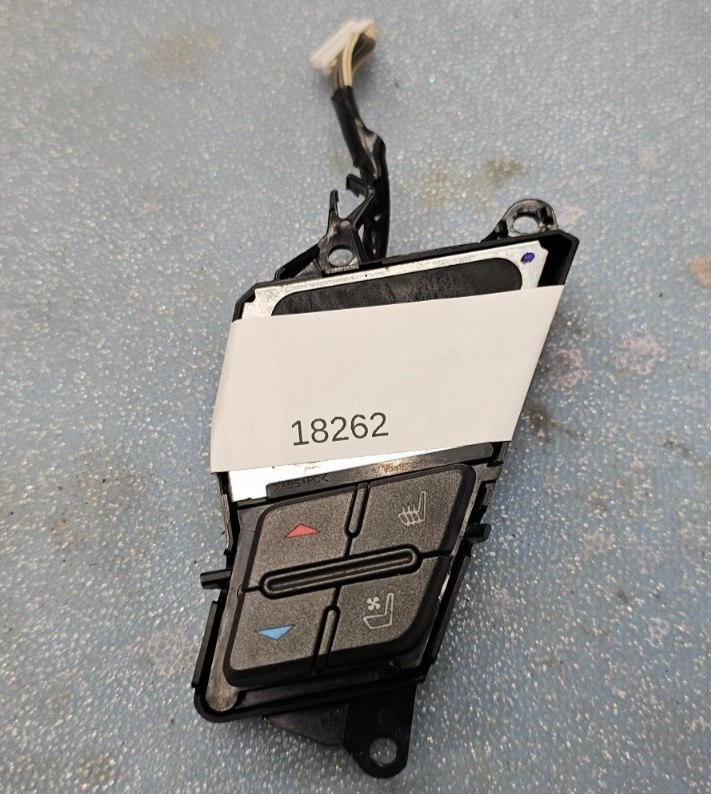 🔥08-13 CADILLAC CTS RIGHT PASSENGER HEATED SEAT AC A/C CLIMATE CONTROL SWITCH