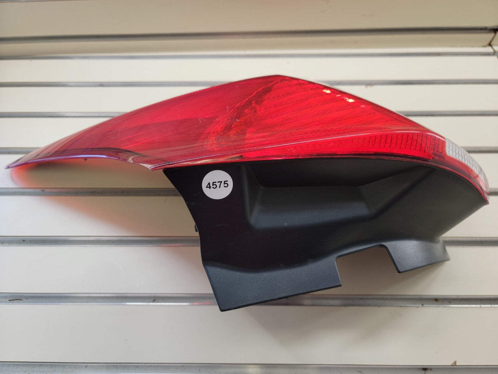 🔥2012-2014 Ford Focus Hatchback Tail Light taillight right passenger side