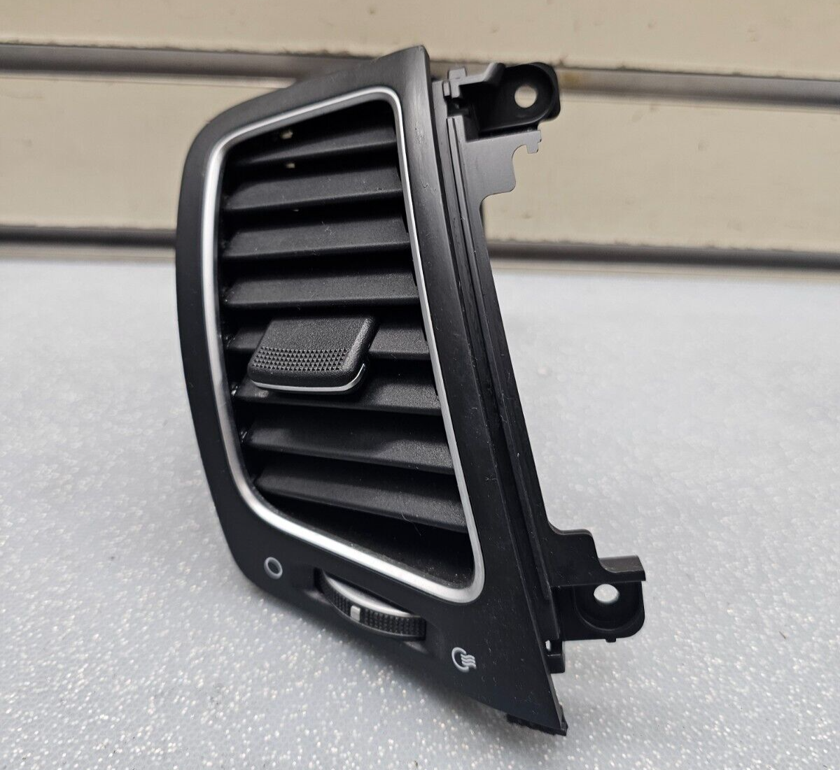 🔥14-15 KIA Sorento Left Driver Center Dash Air Vent Heater Conditioning Black