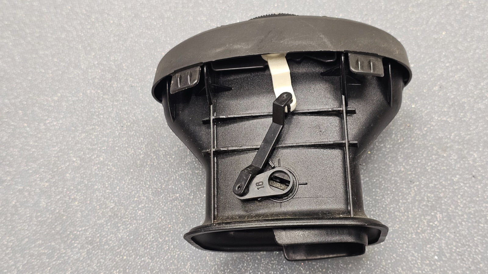 🔥00-04 FORD FOCUS Dash Right Passenger Air Vent A/C AC Heater Panel Black