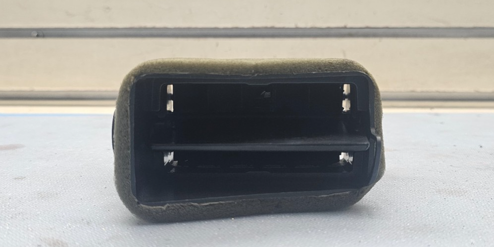 🔥05-09 Ford Five Hundred Mercury Sable Dash Left Driver Air Vent Heater Black