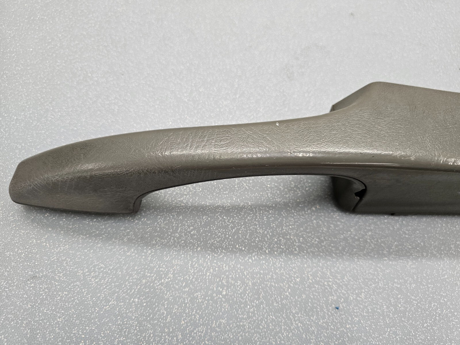 🔥03-18 Express Savana Inside Left Driver Pull Door Panel Handle Armrest DK Gray