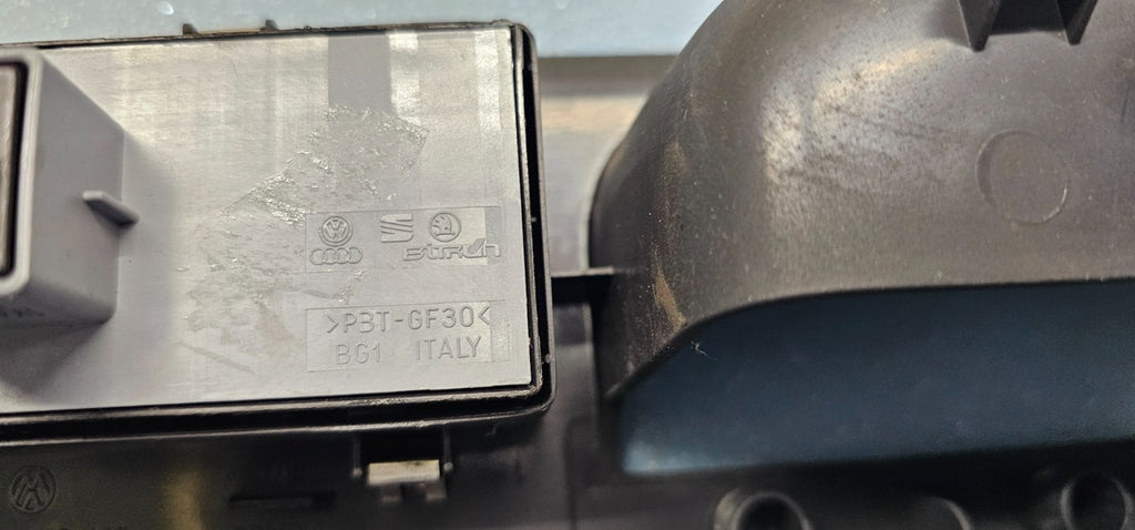 05-10 Passat Golf Jetta Rabbit Left Driver Door Master Power Window Switch Black