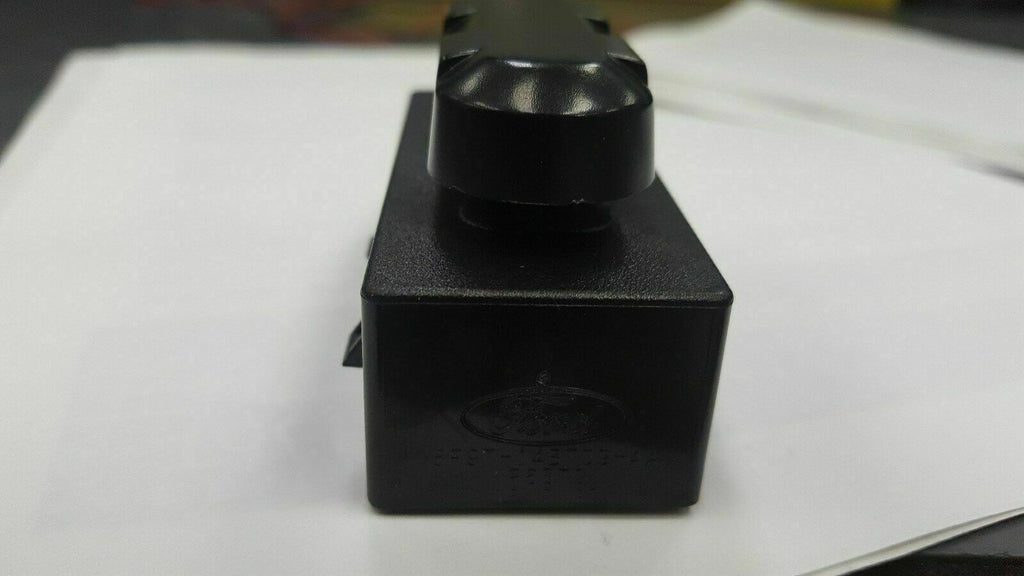 06-19 Ford Explorer Mercury Milan 6 Way Adjustment Front Seat Power Switch Bezel