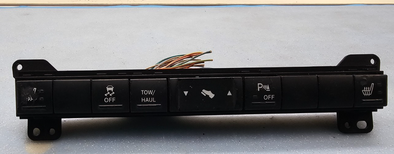 🔥04-07 Grand Cherokee Commander Traction Switch TCS OFF Panel Assembly Black