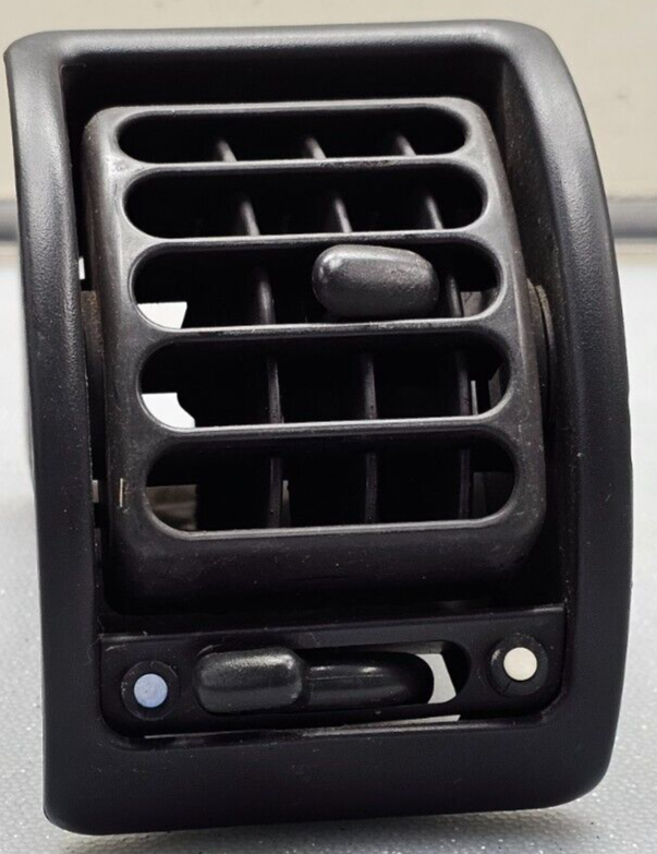 99-04 Land Rover Discovery Left Driver Air Vent Heater Conditioner Filter Black