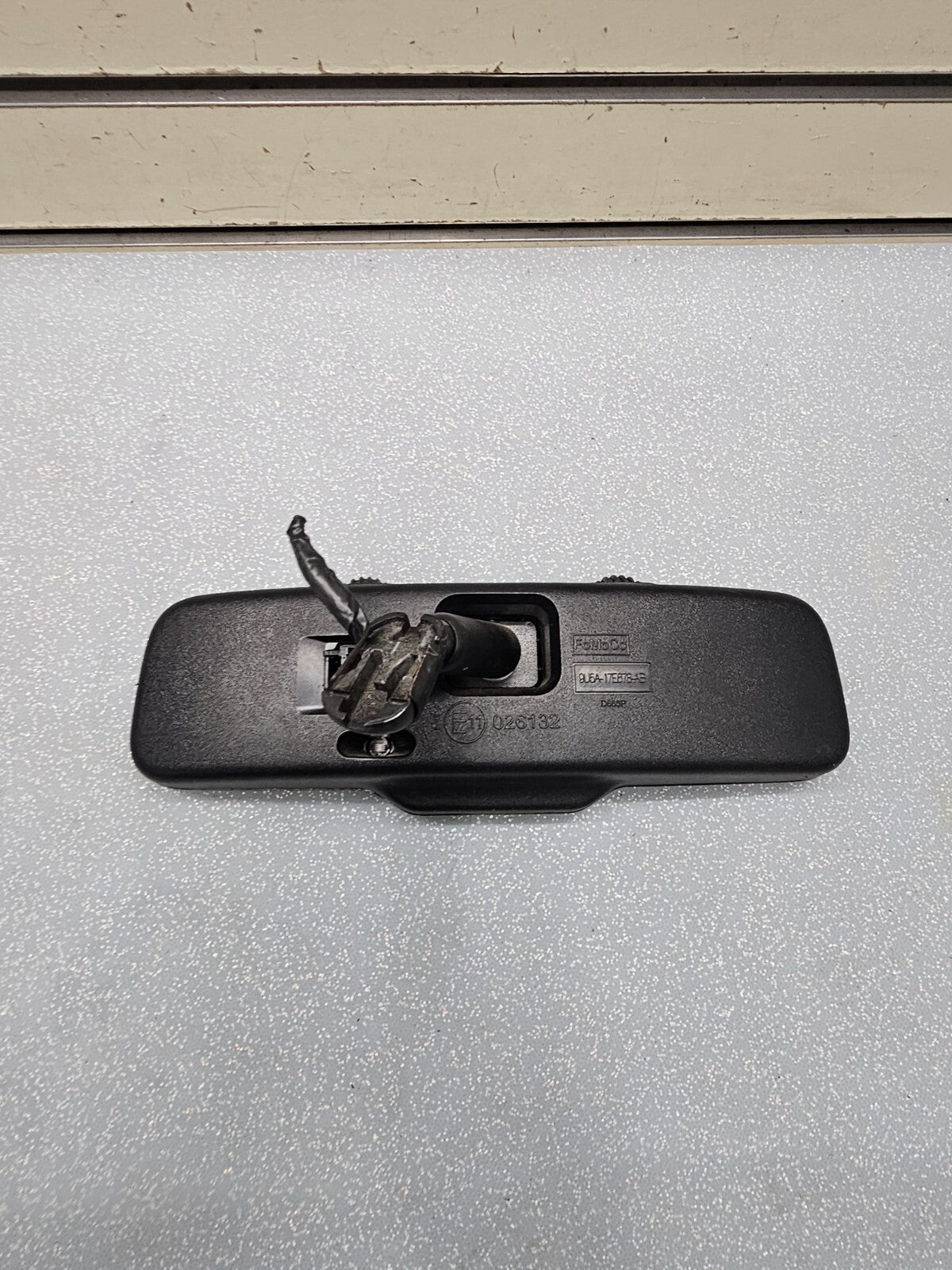 06-08 Explorer Escape F250 F350 F450 Rear View Mirror Interior Automatic Dimming