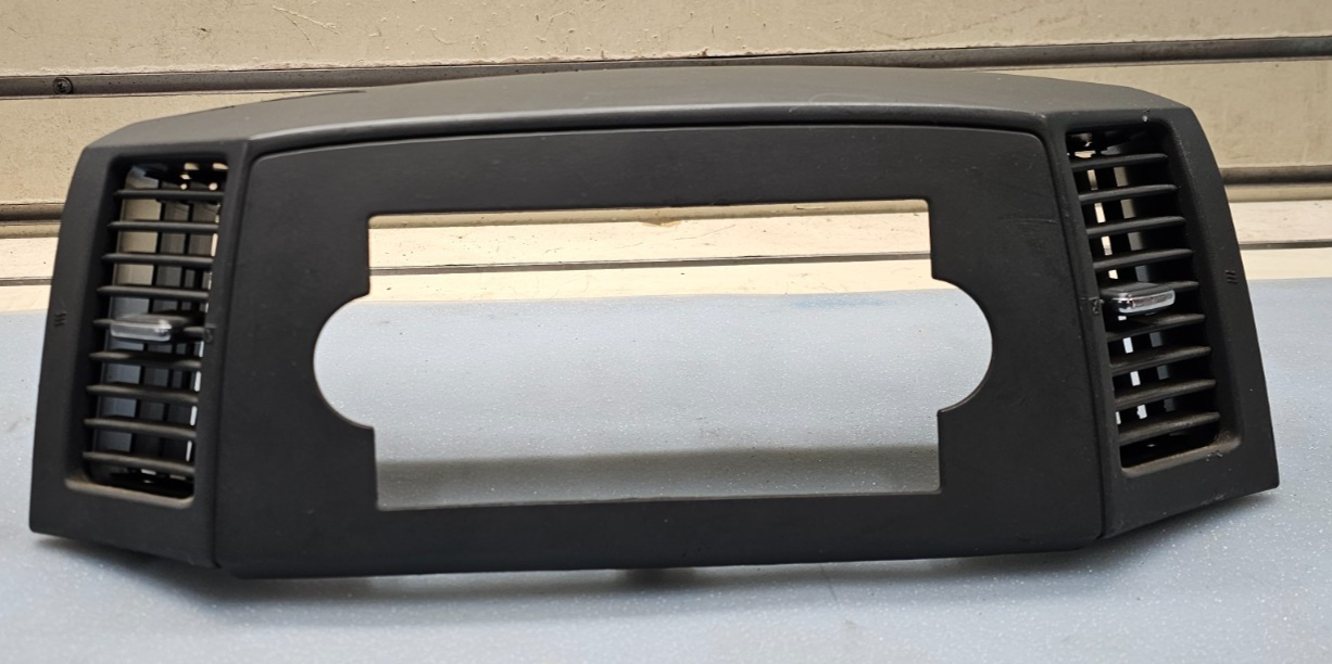 🔥05-07 Jeep Grand Cherokee Radio Dash Bezel Trim Surround Vent SLATE GRAY B30
