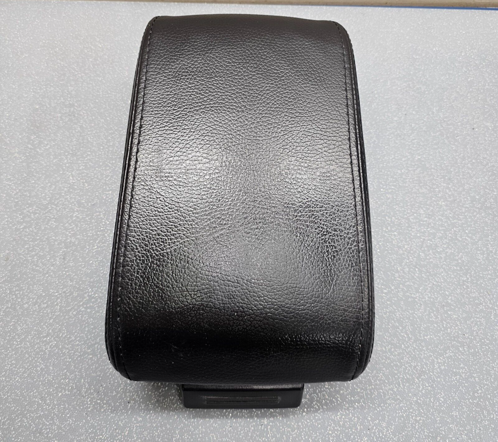🔥07-09 LINCOLN MKZ FRONT CENTER CONSOLE ARMREST LID TOP PAD COVER BLACK LEATHER