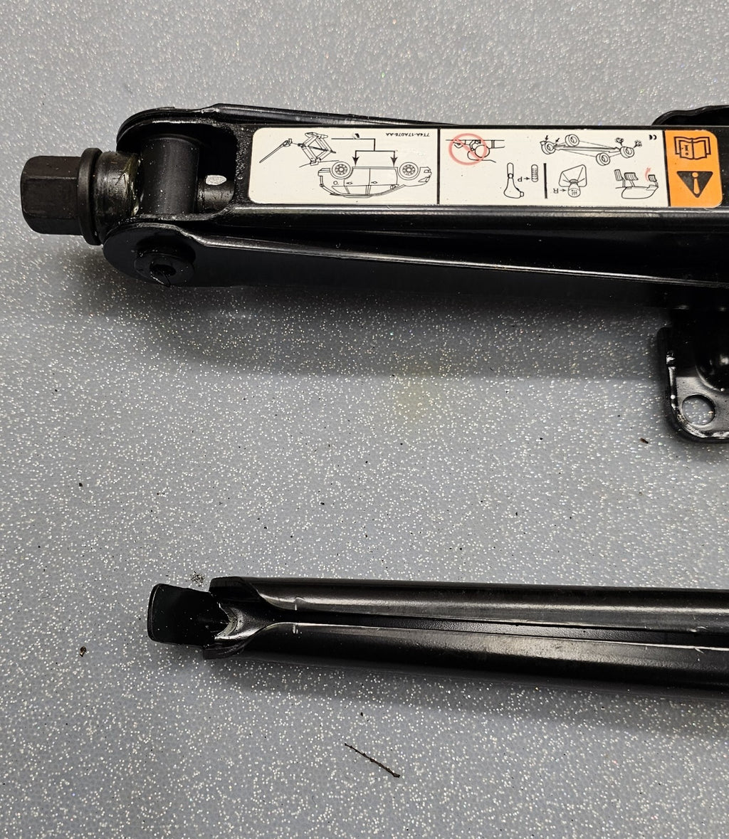 🔥2007-2014 Ford Edge Lincoln MKX Spare Tire Wheel Jack Lift Tool Kit Lug Wrench