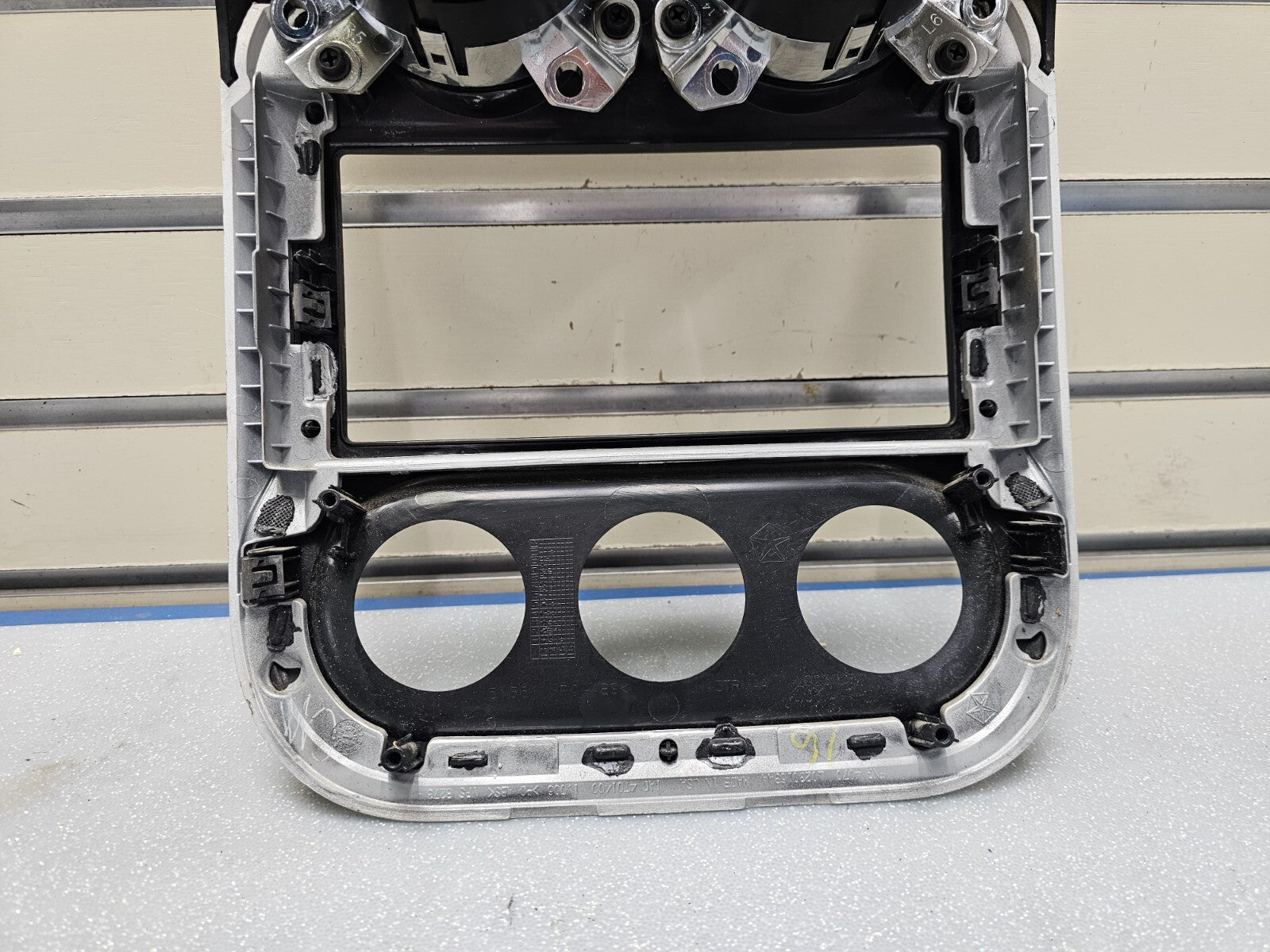 10-16 Compass Patriot Center Dash Radio Climate Trim Surround Bezel Panel BLACK