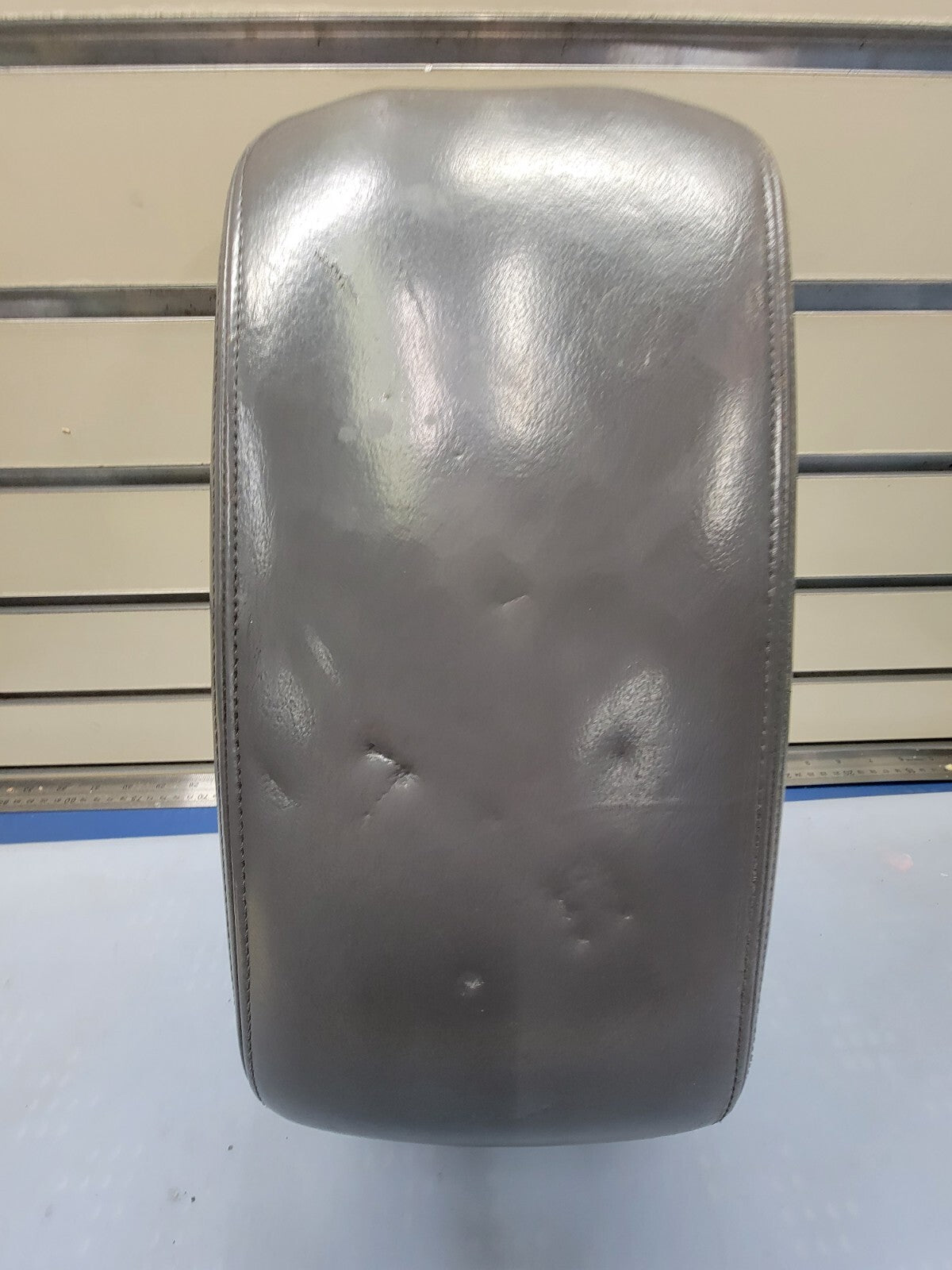 🔥02-06 Toyota CAMRY Center Console Armrest Storage COVER Leather DARK GRAY