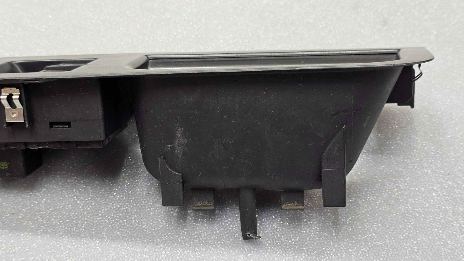 05-10 Passat Golf Jetta Rabbit Left Driver Door Master Power Window Switch Black