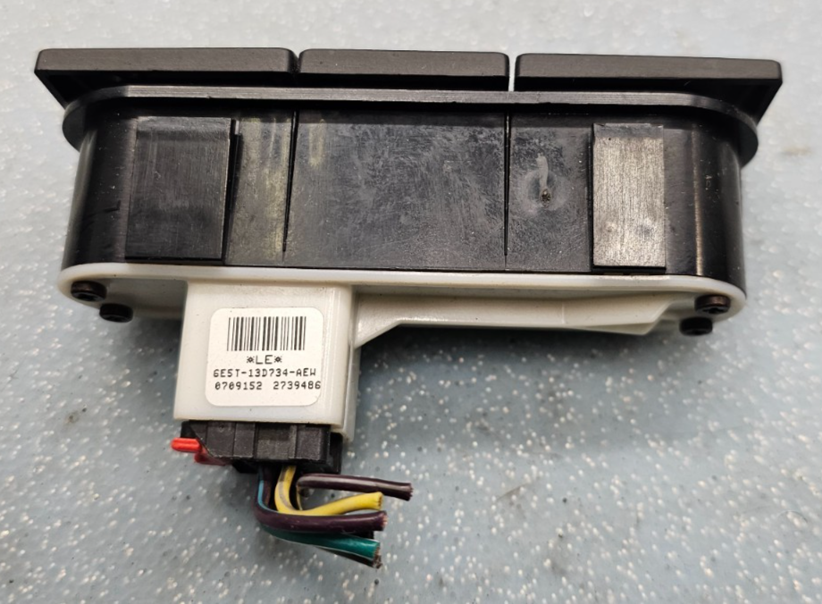 🔥06-09 FUSION MERCURY MILAN CENTER DASH HAZARD BUTTON SWITCH PASS RADIO BEZEL