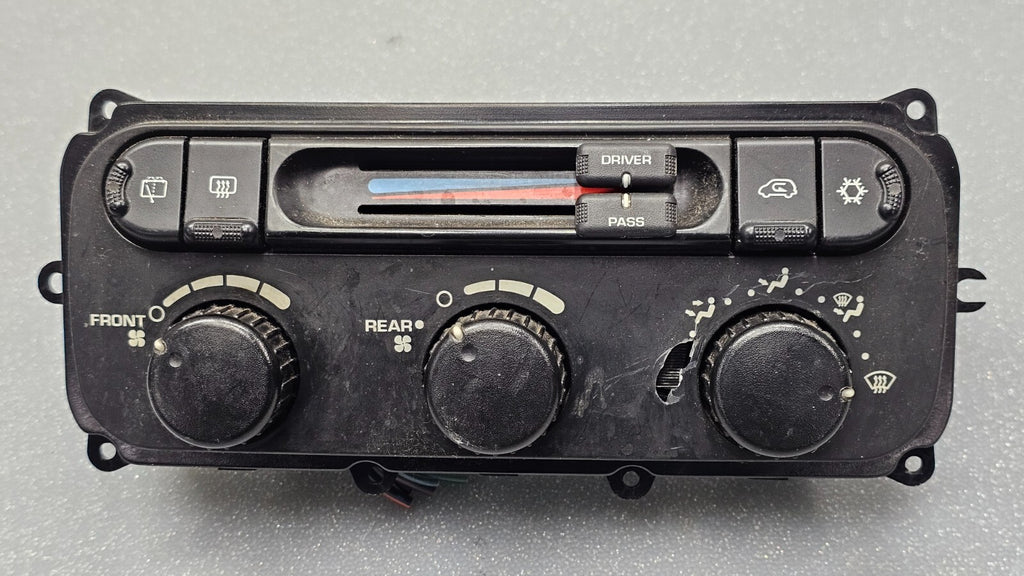 🔥04-07 Caravan Town Country Dash AC Climate Temperature Heater Control Unit OEM