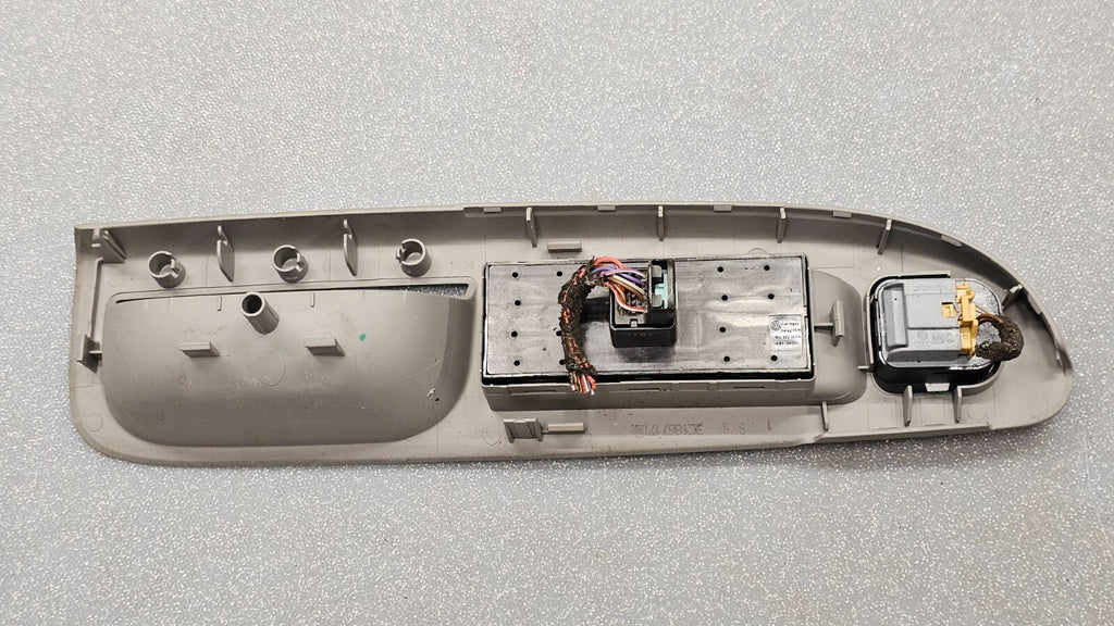 06-10 Passat Golf Jetta Rabbit Left Driver Door Master Power Window Switch Tan