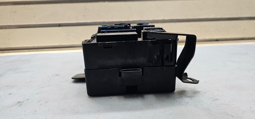 🔥02-05 Ford F250 F350 Excursion Interior Fuse Block Relay Box Integrated Power