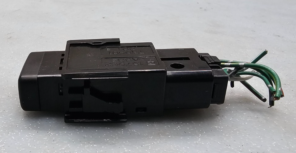 🔥98-06 Corolla Lexus ES300 05-10 Avalon Hazard Warning Light Control Switch