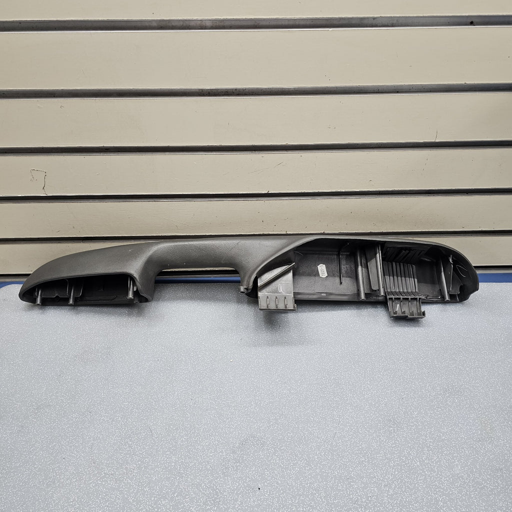 99-06 Chevy GMC Silverado TAHOE Door Panel ARMREST Front RIGHT Handle DK GREY H3