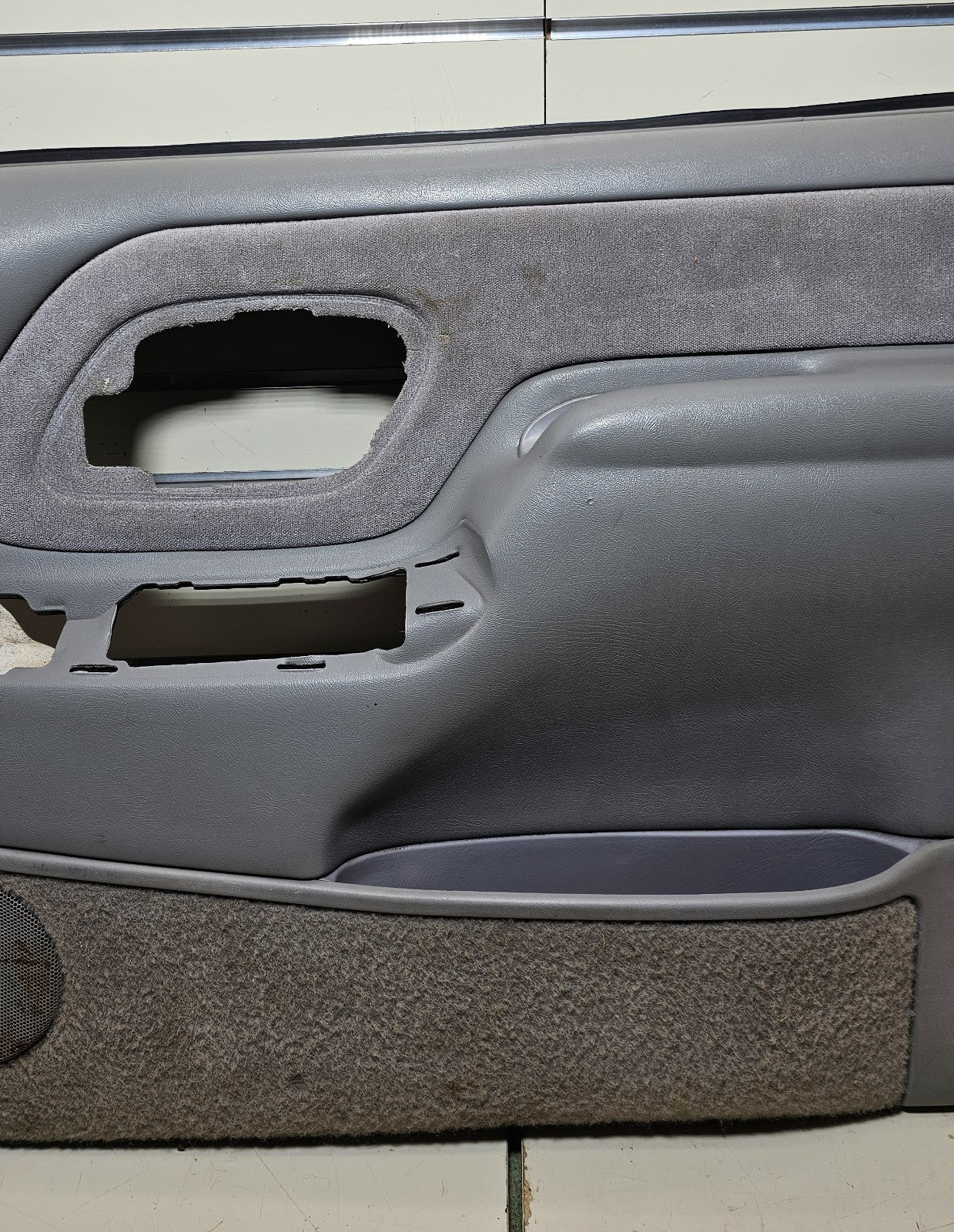 🔥95-99 Chevy GMC Silverado C/K DOOR PANEL Front RIGHT Passenger auto gray D2