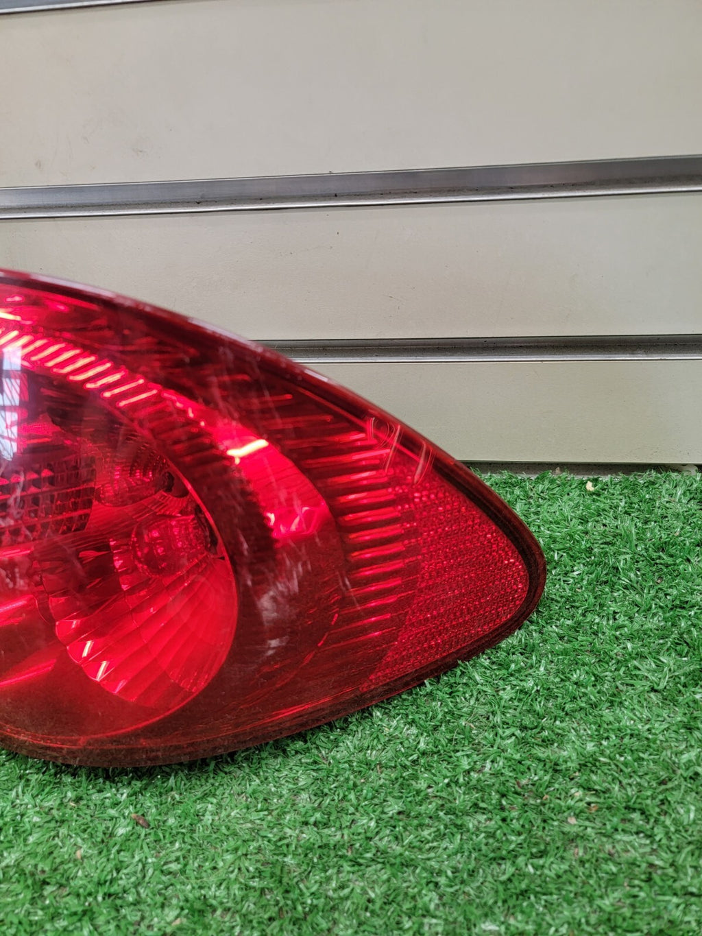 🔥03-08 Toyota Corolla Tail Light Lamp Assembly Rear Right Passenger Chrome