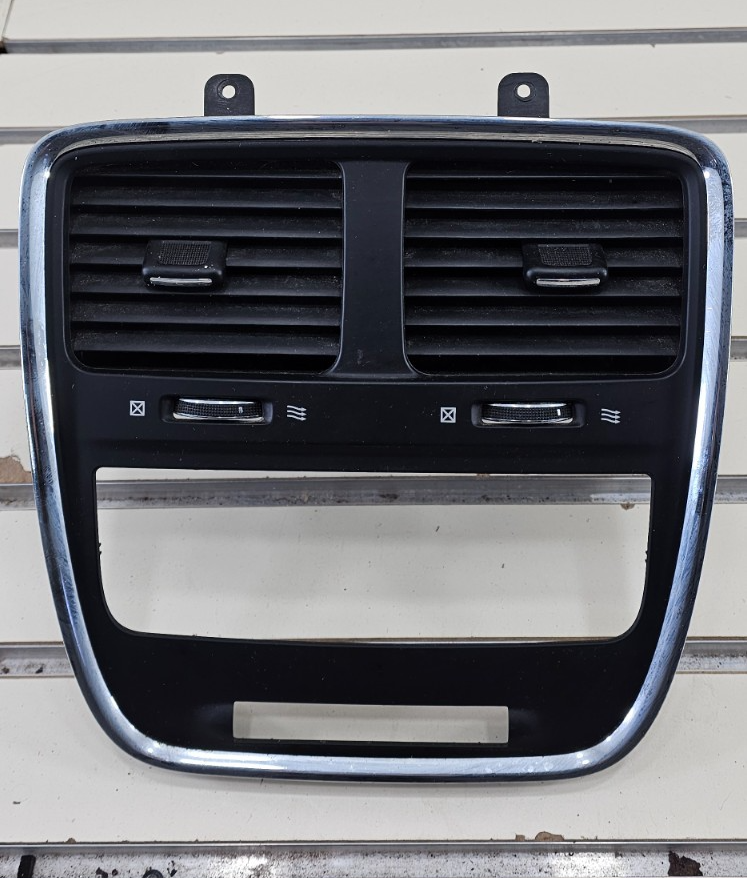 🔥12-20 DODGE CARAVAN RADIO BEZEL CLIMATE CONTROL HVAC DASH TRIM AIR VENT OEM