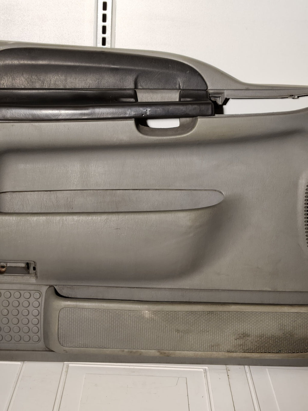 🔥99-07 Ford Excursion F250 F350 Front Driver Side Door Panel Gray OEM